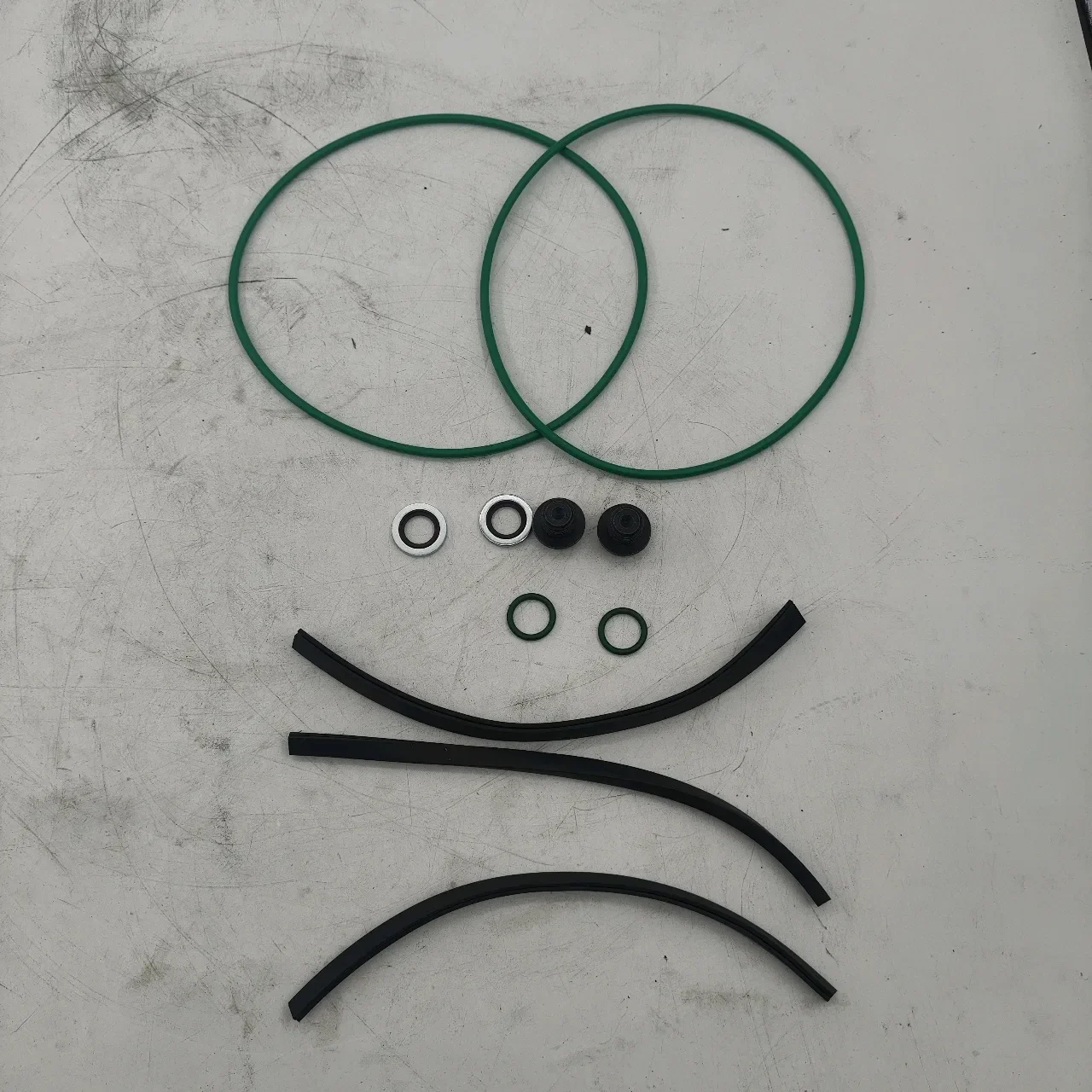 3002603740 Maintenance Kit For Centrifugal Oil Coolers Industrial Air Compressor Parts
3002603740 Maintenance Kit For Centrifugal Oil Coolers Industrial Air Compressor Parts