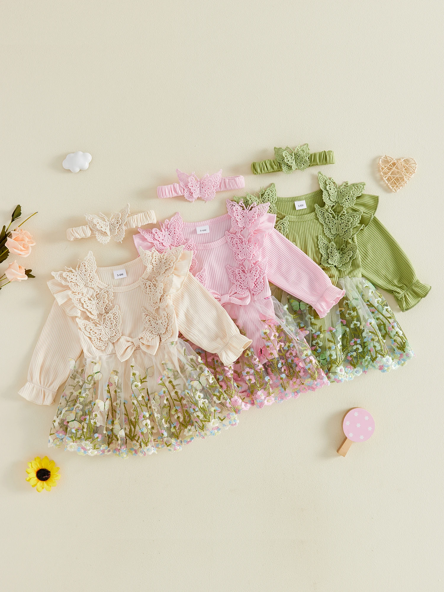 Infant Girl Floral Lace Romper Dress with Ruffle Sleeves and Matching Headband Set for Special Occasions and Photoshoots
Infant Girl Floral Lace Romper Dress with Ruffle Sleeves and Matching Headband Set for Special Occasions and Photoshoots