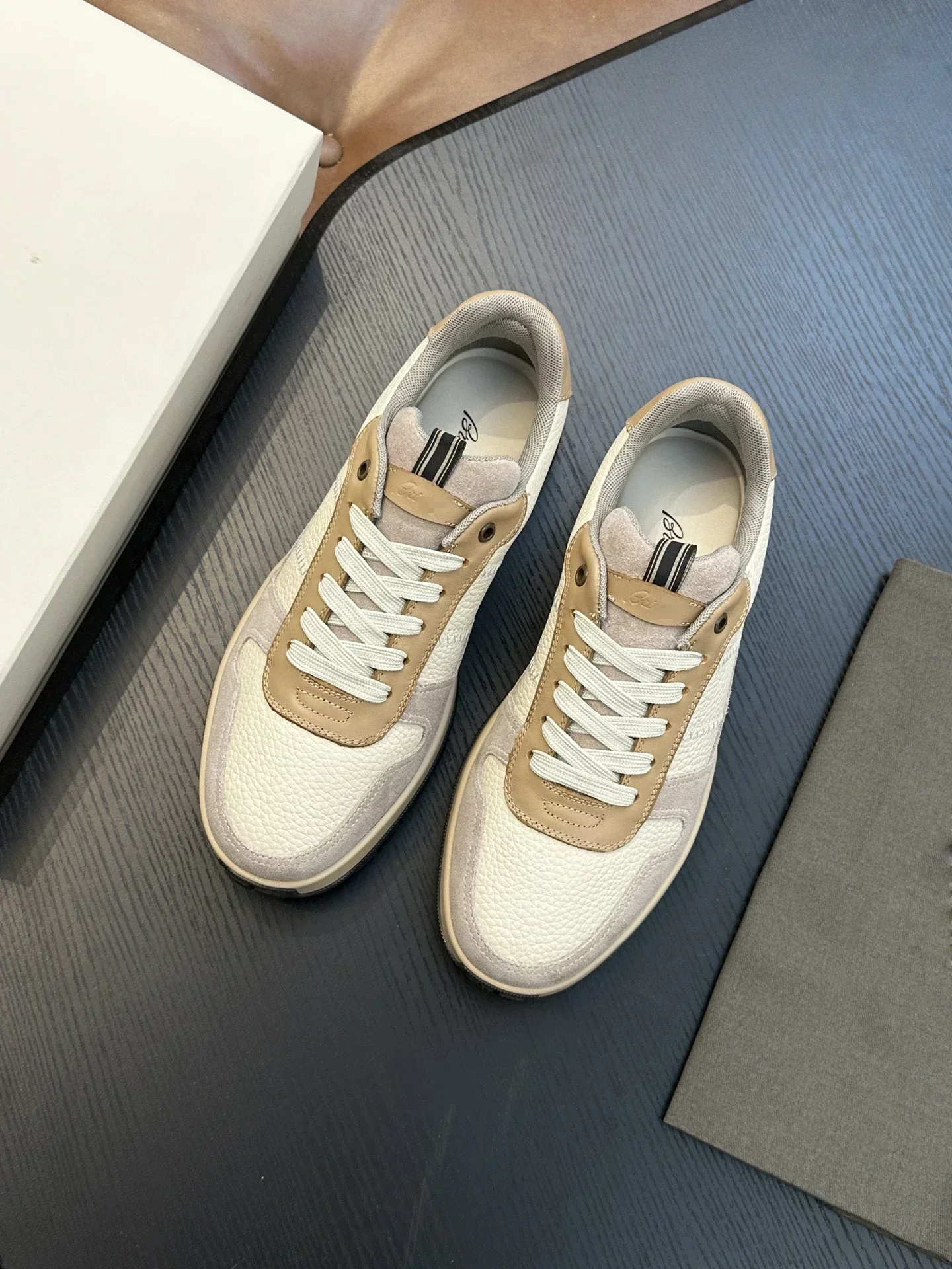 BLSK CPRT Shoes cowhide 2025 new casual sports outdoors business quality Breathable Men‘s European big size 38-46
BLSK CPRT Shoes cowhide 2025 new casual sports outdoors business quality Breathable Men‘s European big size 38-46