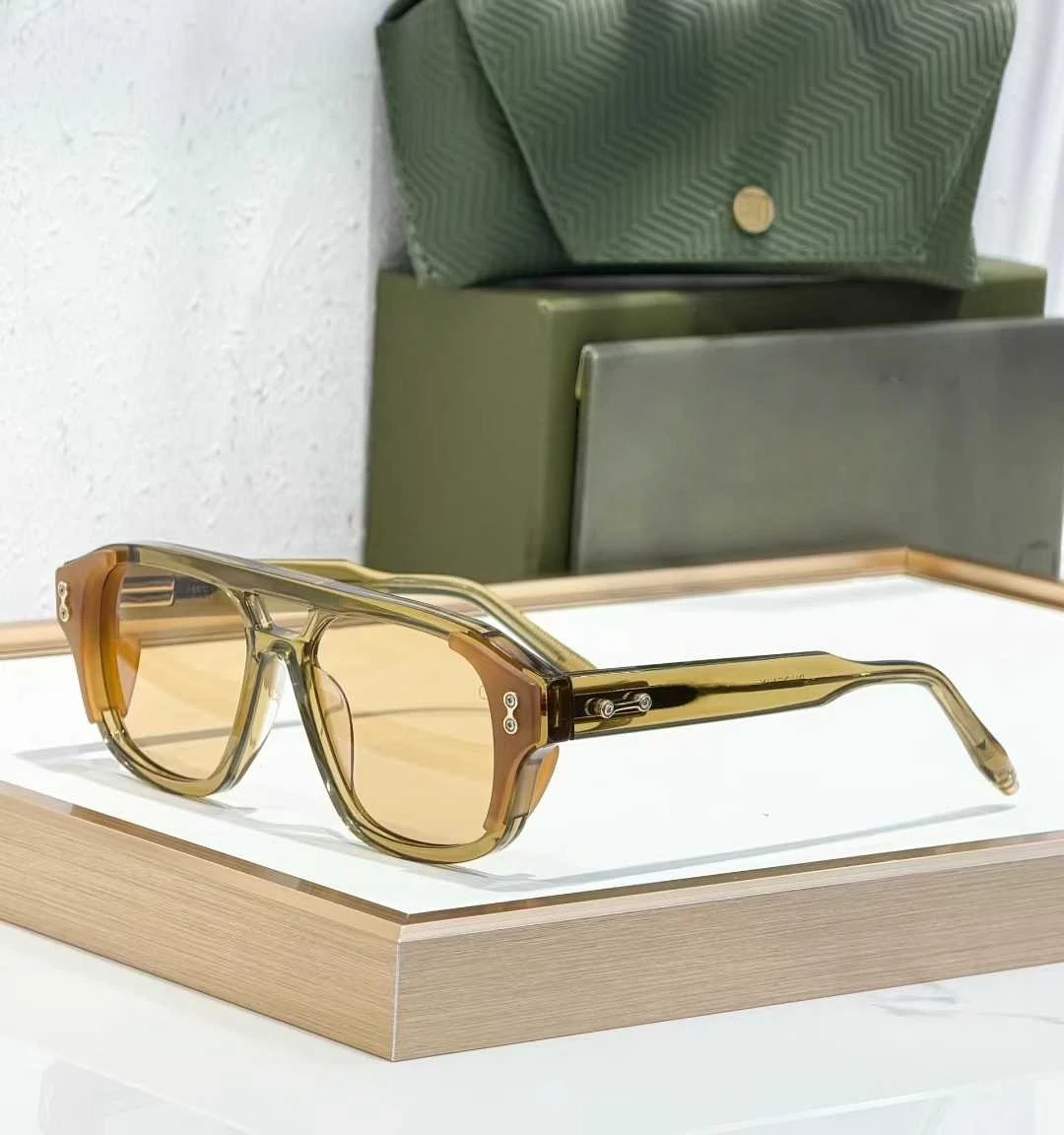 Luxury Vintage Fashion Trend Sunglasses AKS-517 PHOENIX Square Design Solid Thick Acetate Oversize Style Unisex A+ Top Quality
Luxury Vintage Fashion Trend Sunglasses AKS-517 PHOENIX Square Design Solid Thick Acetate Oversize Style Unisex A+ Top Quality