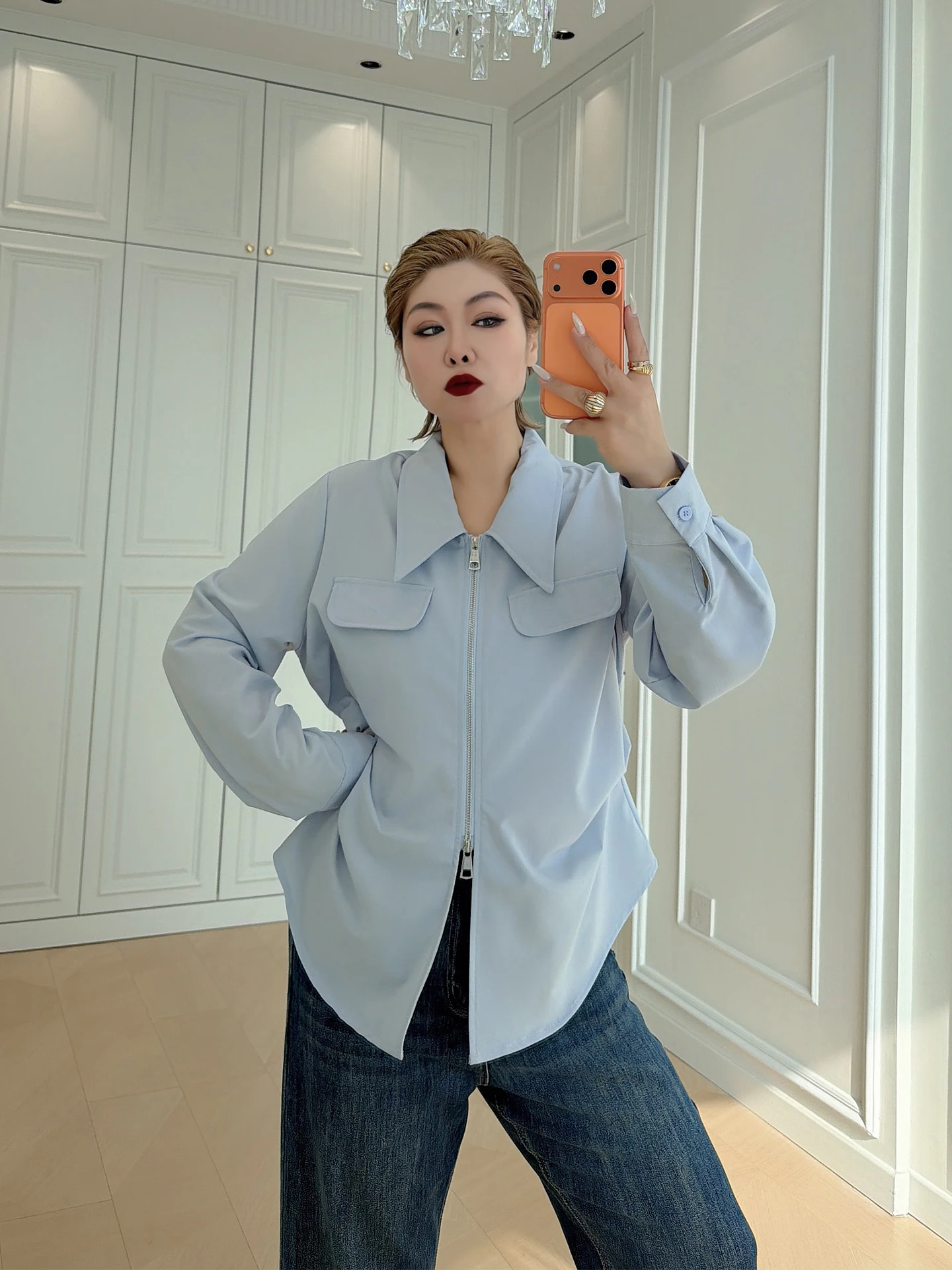 plus Size Women's Long Sleeve Shirt Zipper Collar Simple Style Pure Color Casual Inner Wear Comfortable Fit Spring Fashion
plus Size Women's Long Sleeve Shirt Zipper Collar Simple Style Pure Color Casual Inner Wear Comfortable Fit Spring Fashion