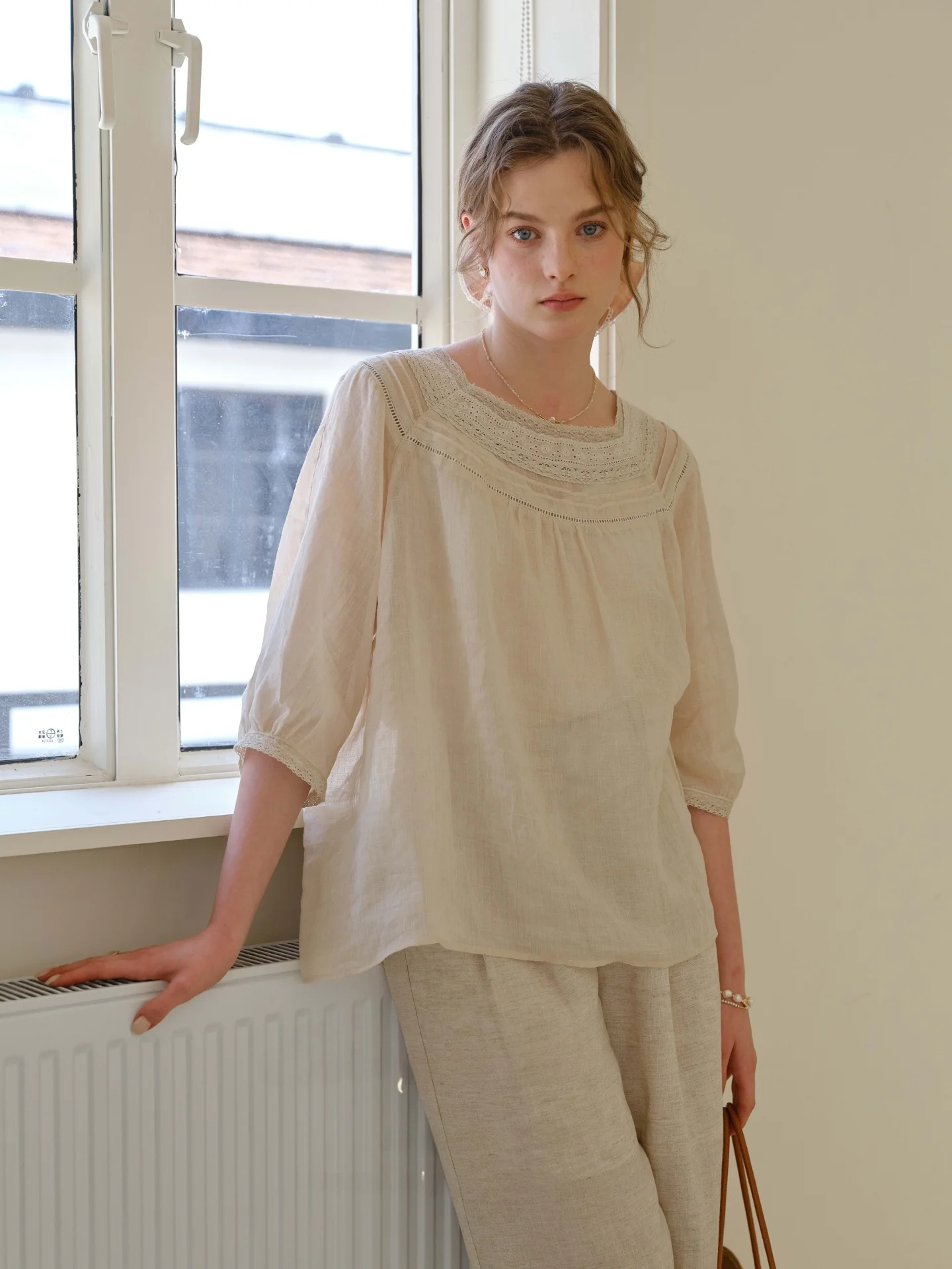 SimpleRetro Women's Linen Shirt Square Collar Lace Trim Summer Casual Loose Fit Breathable Comfortable Seven Sleeve Length
SimpleRetro Women's Linen Shirt Square Collar Lace Trim Summer Casual Loose Fit Breathable Comfortable Seven Sleeve Length