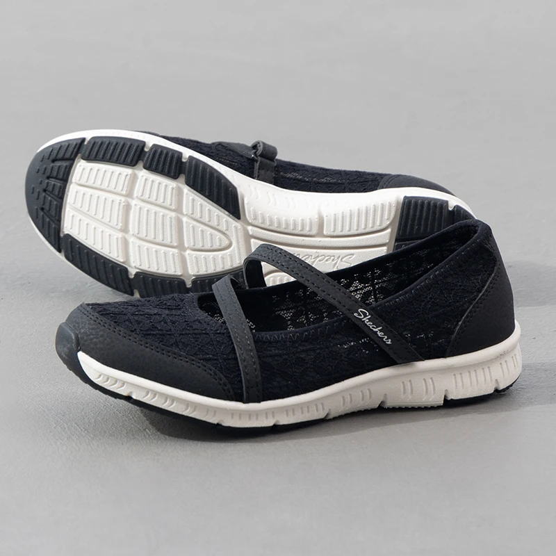 Skechers Women's Lace-Up Flats, Shallow Slip-On Fashion Casual Shoes, Sneakers 100624-Blk
Skechers Women's Lace-Up Flats, Shallow Slip-On Fashion Casual Shoes, Sneakers 100624-Blk