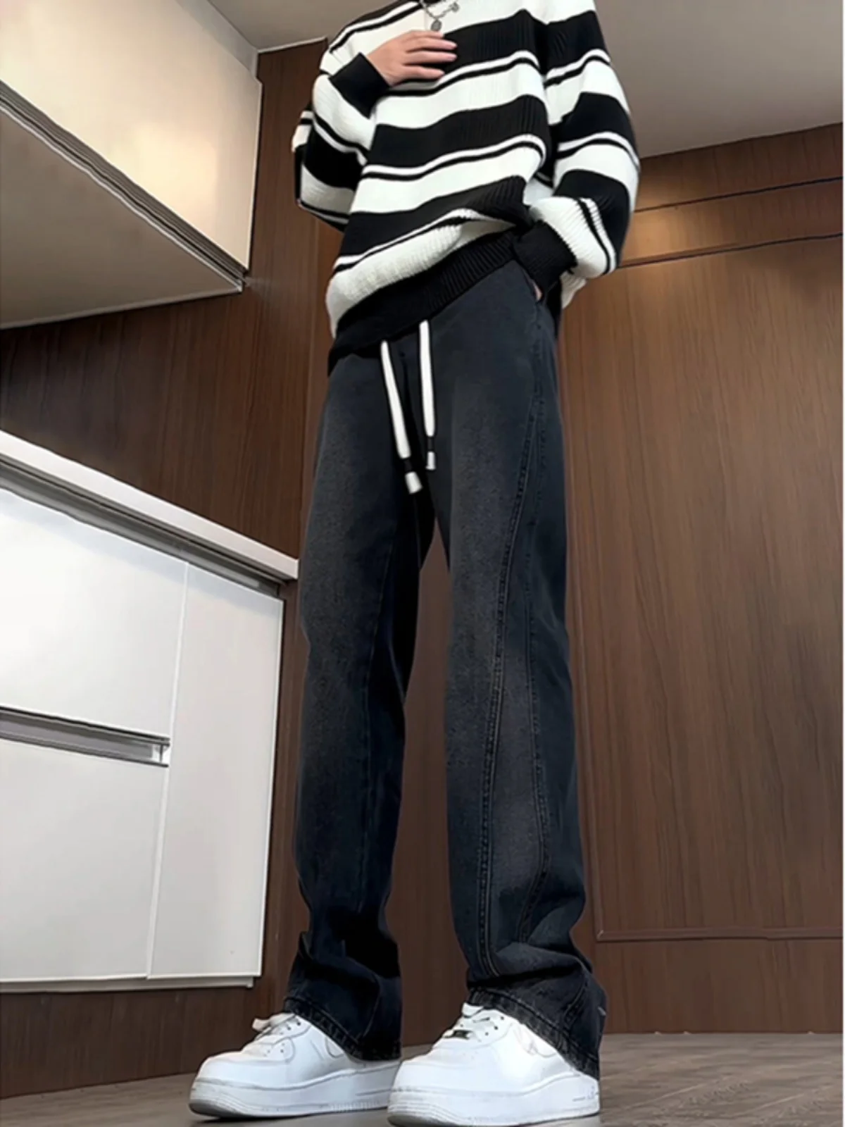 Cleanfit Men's Wide Leg Jeans Black Slant Splice Spring Autumn High Waist Straight Cut Trousers Youth Fashion Cotton Polyeste...
Cleanfit Men's Wide Leg Jeans Black Slant Splice Spring Autumn High Waist Straight Cut Trousers Youth Fashion Cotton Polyeste...