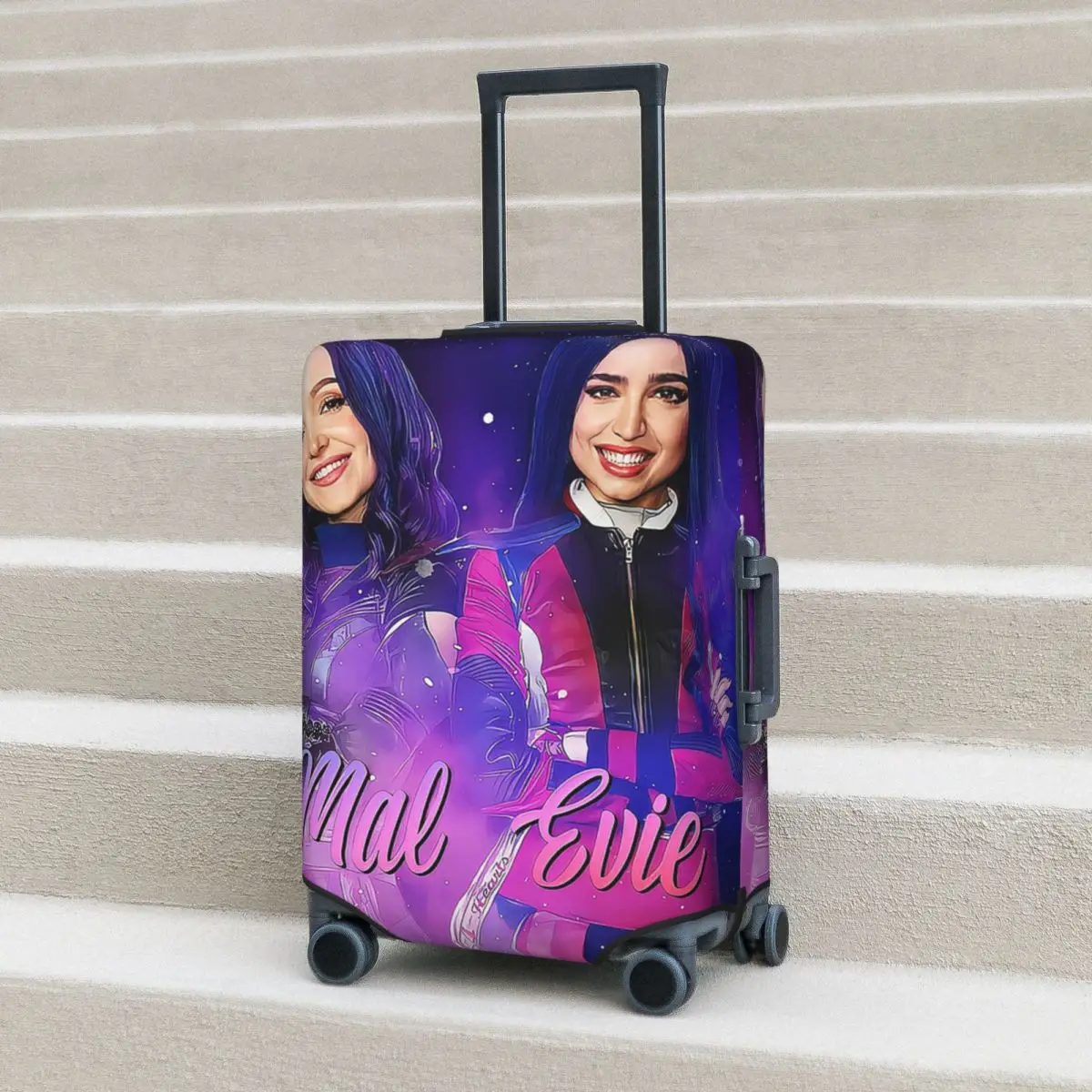 Mal And Evie - Защитный чехол для чемодана Descendants, эластичные защитные чехлы для дорожного багажа на 18-32 дюймов
Mal And Evie - Защитный чехол для чемодана Descendants, эластичные защитные чехлы для дорожного багажа на 18-32 дюймов