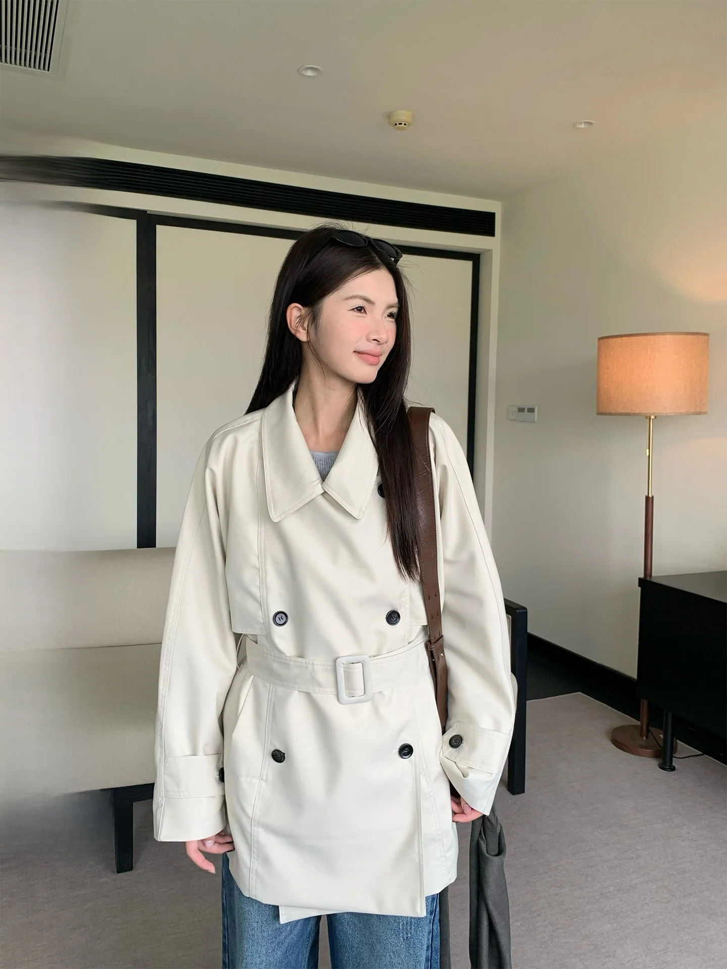 Spring Korean Sle Women's Long Thin Jaet Square Collar Double Row Buttons Light Beige Windbreaker Retro Sle Cotton Blend
Spring Korean Sle Women's Long Thin Jaet Square Collar Double Row Buttons Light Beige Windbreaker Retro Sle Cotton Blend