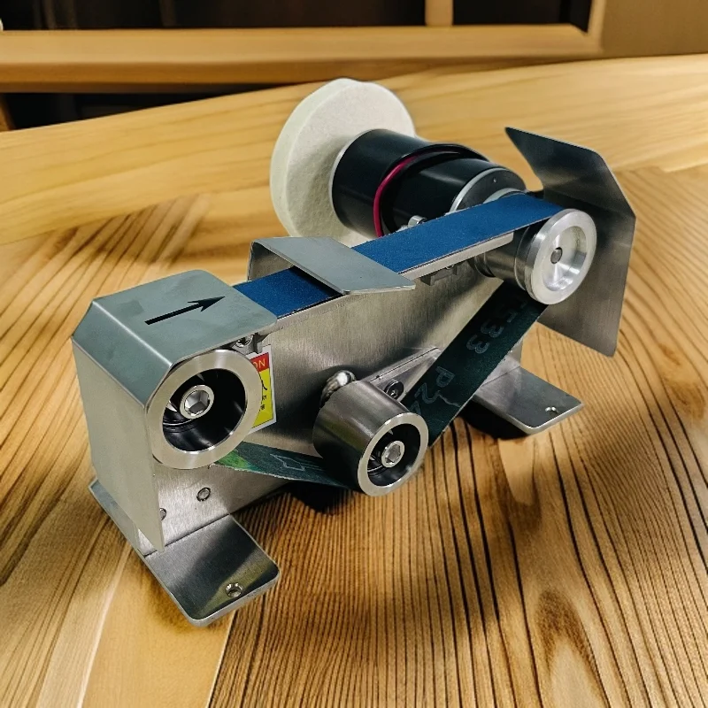 Ленточно-шлифовальный станок N1 из нержавеющей стали, малогабаритный бытовой ленточно-шлифовальный станок для полировки с фиксированным углом V-образного выреза
Ленточно-шлифовальный станок N1 из нержавеющей стали, малогабаритный бытовой ленточно-шлифовальный станок для полировки с фиксированным углом V-образного выреза