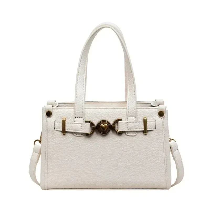 Classic Designer Elegant Crossbody Diaper Bag: Luxury Women's Handbag With Vintage Style And Large Capacity For Messenger Tote
Classic Designer Elegant Crossbody Diaper Bag: Luxury Women's Handbag With Vintage Style And Large Capacity For Messenger Tote