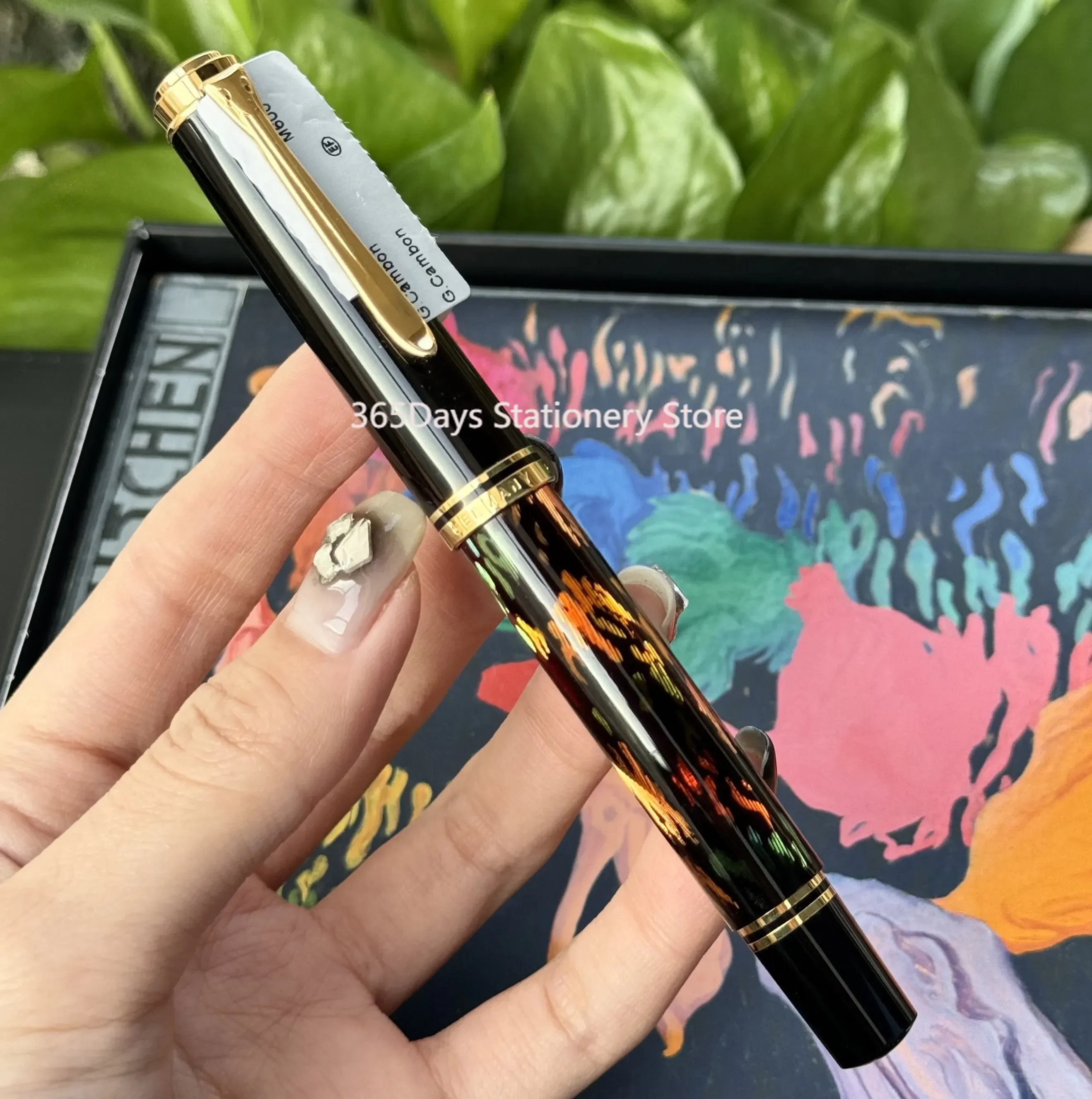 Ручка перьевая Pelikan M600, каучуковая ручка с наконечником из 14-каратного золота, коллекция искусств, ограниченная серия, Подарочная коробка, ручка для письма, оригинал
Ручка перьевая Pelikan M600, каучуковая ручка с наконечником из 14-каратного золота, коллекция искусств, ограниченная серия, Подарочная коробка, ручка для письма, оригинал