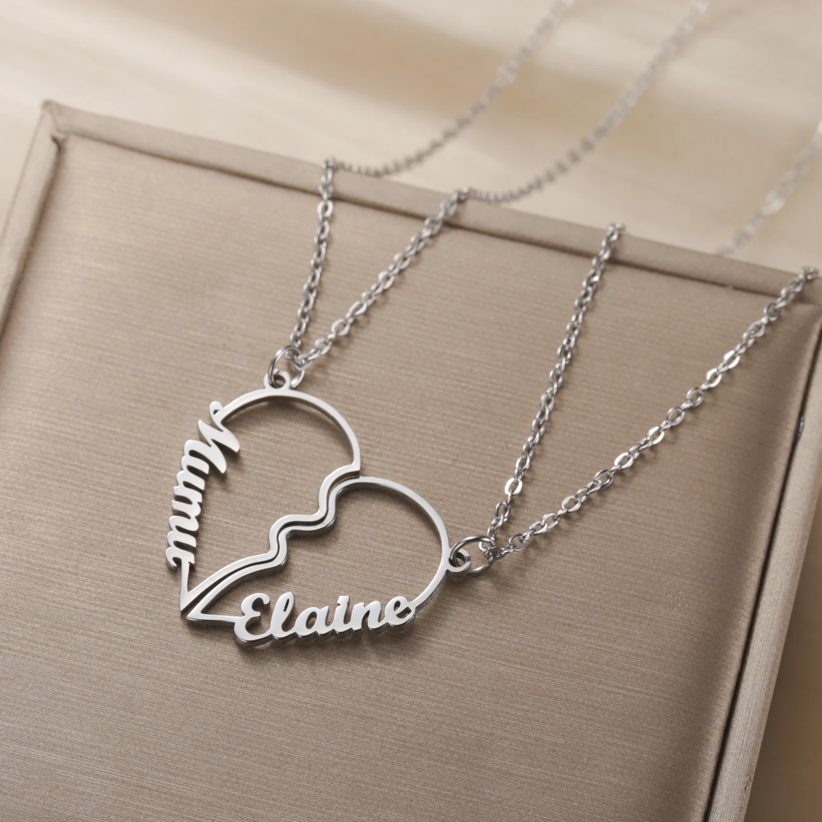 Cazador Custom Names 2 Pcs Heart Puzzle Pendant Necklace Stainless Steel Personalized Necklaces Jewelry Friendship Couple Gifts
Cazador Custom Names 2 Pcs Heart Puzzle Pendant Necklace Stainless Steel Personalized Necklaces Jewelry Friendship Couple Gifts