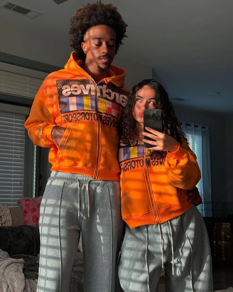 American Retro Casual Versatile Letter Print Oversized Zipper Hoodie Men Y2k Hip-hop High Street Trendy Brand Sweatshirt Women
American Retro Casual Versatile Letter Print Oversized Zipper Hoodie Men Y2k Hip-hop High Street Trendy Brand Sweatshirt Women