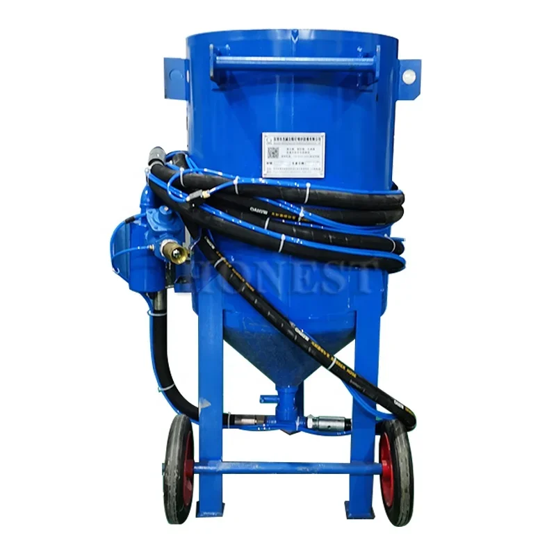 Simple Operation Electric Sand Blaster Machine / Industrial Sand Blasting Machine / Mobile Sandblasting Equipment