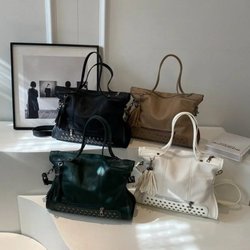 Элегантные кожаные сумки для подгузников от люксового бренда, модные минималистичные дизайнерские сумки для женщин, вместительные сумки через плечо, классические сумки-мессенджеры.
Элегантные кожаные сумки для подгузников от люксового бренда, модные минималистичные дизайнерские сумки для женщин, вместительные сумки через плечо, классические сумки-мессенджеры.