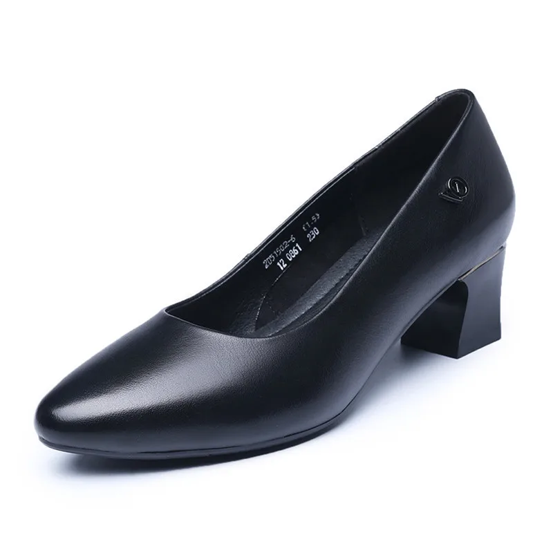 New Genuine Leather Spring Autumn Girl Black Work Pumps Shoes For Woman Comfortable Soft Sole Middle Heel 5CM Women's shoes
New Genuine Leather Spring Autumn Girl Black Work Pumps Shoes For Woman Comfortable Soft Sole Middle Heel 5CM Women's shoes