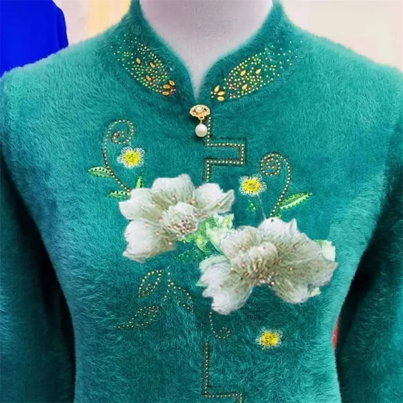 New Women Imitation Mink Plush Sweater Pullover Autumn Winter Thicke Warm Embroidery Long Sleeved Knitwear Sweater Female Tops
New Women Imitation Mink Plush Sweater Pullover Autumn Winter Thicke Warm Embroidery Long Sleeved Knitwear Sweater Female Tops