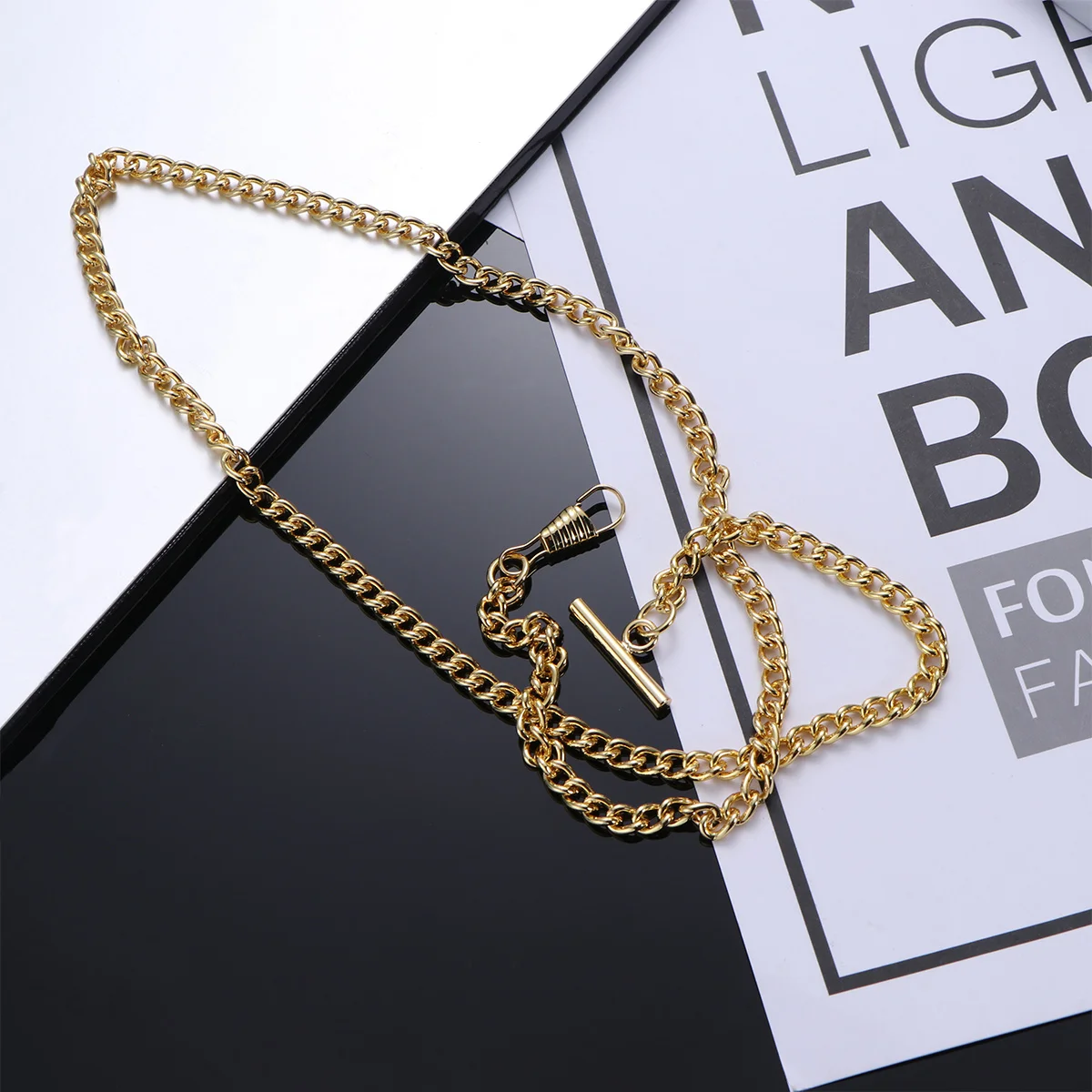 Golden 65cm Metal Pocket Watch Chain Jean Belt Keychain Retro Glossy Design Durable Practical Bronze Watch Chain
Golden 65cm Metal Pocket Watch Chain Jean Belt Keychain Retro Glossy Design Durable Practical Bronze Watch Chain