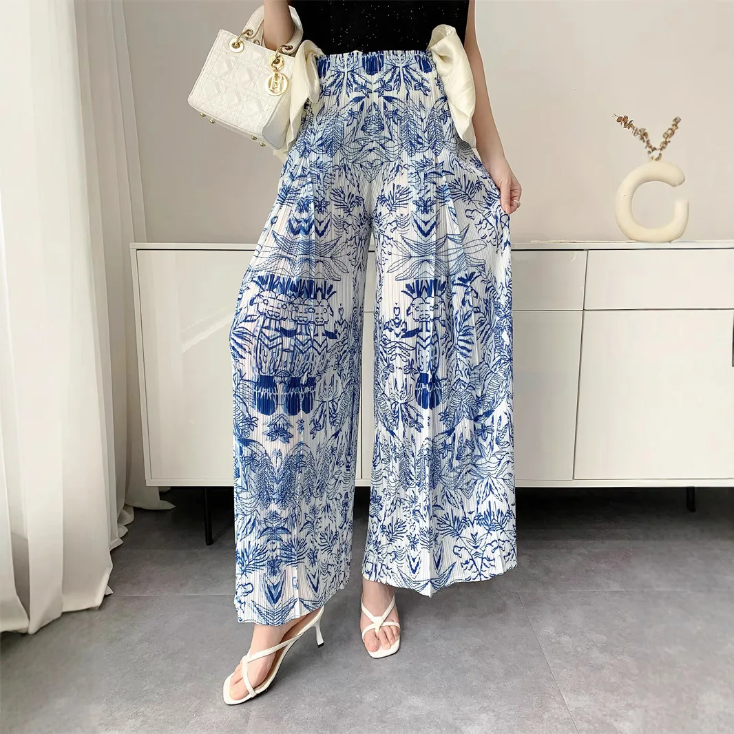 Miyake Style Pleated New Boho Wide-leg Pants Fashionable and Versatile Slimming Straight Pleated Trousers for Women
Miyake Style Pleated New Boho Wide-leg Pants Fashionable and Versatile Slimming Straight Pleated Trousers for Women