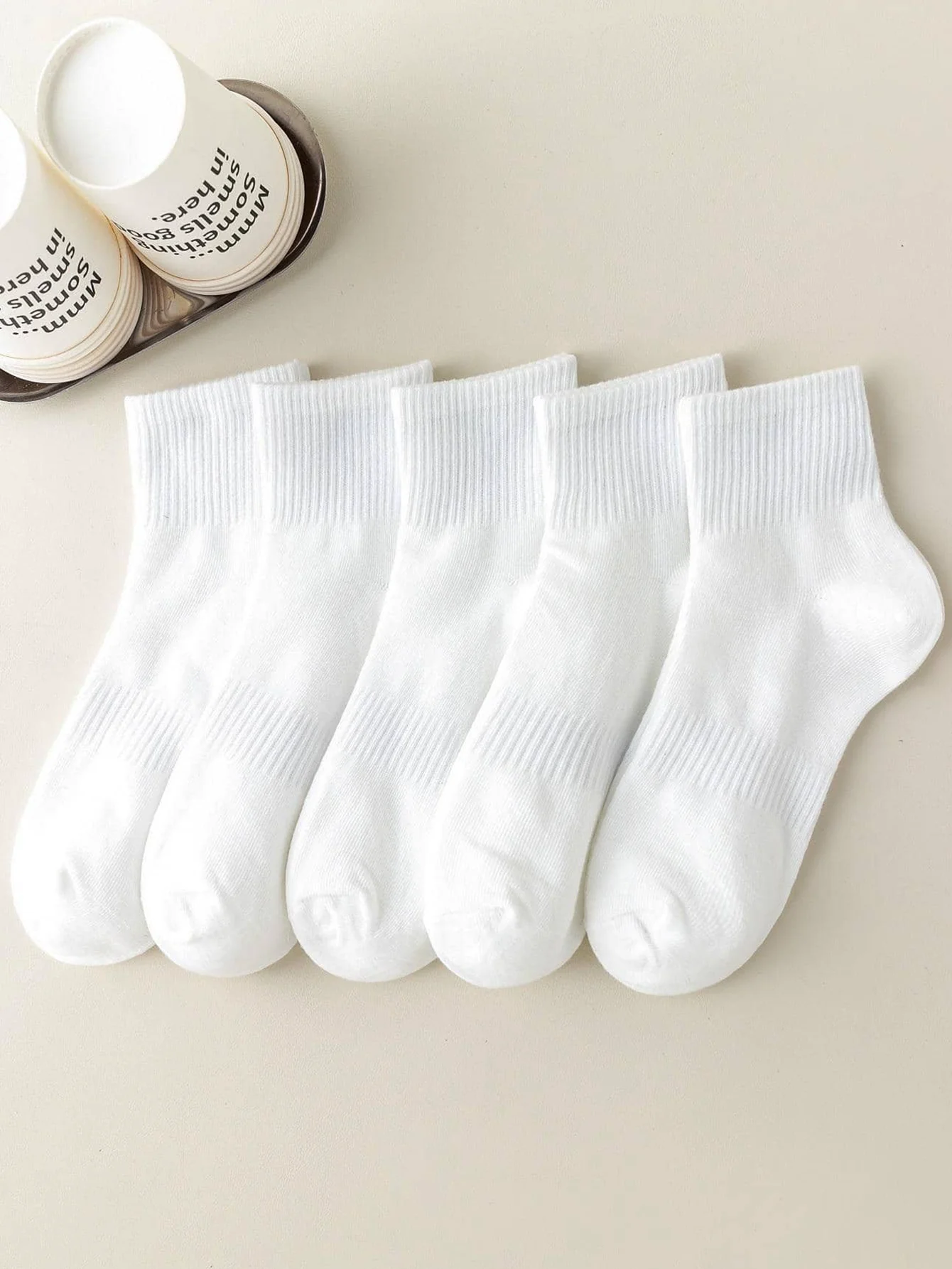 5 Pairs White Socks, Solid Color Socks For Women, Korean Style Mid-Calf Socks, Versatile For Autumn/Winter/Summer, Unisex Sports
5 Pairs White Socks, Solid Color Socks For Women, Korean Style Mid-Calf Socks, Versatile For Autumn/Winter/Summer, Unisex Sports