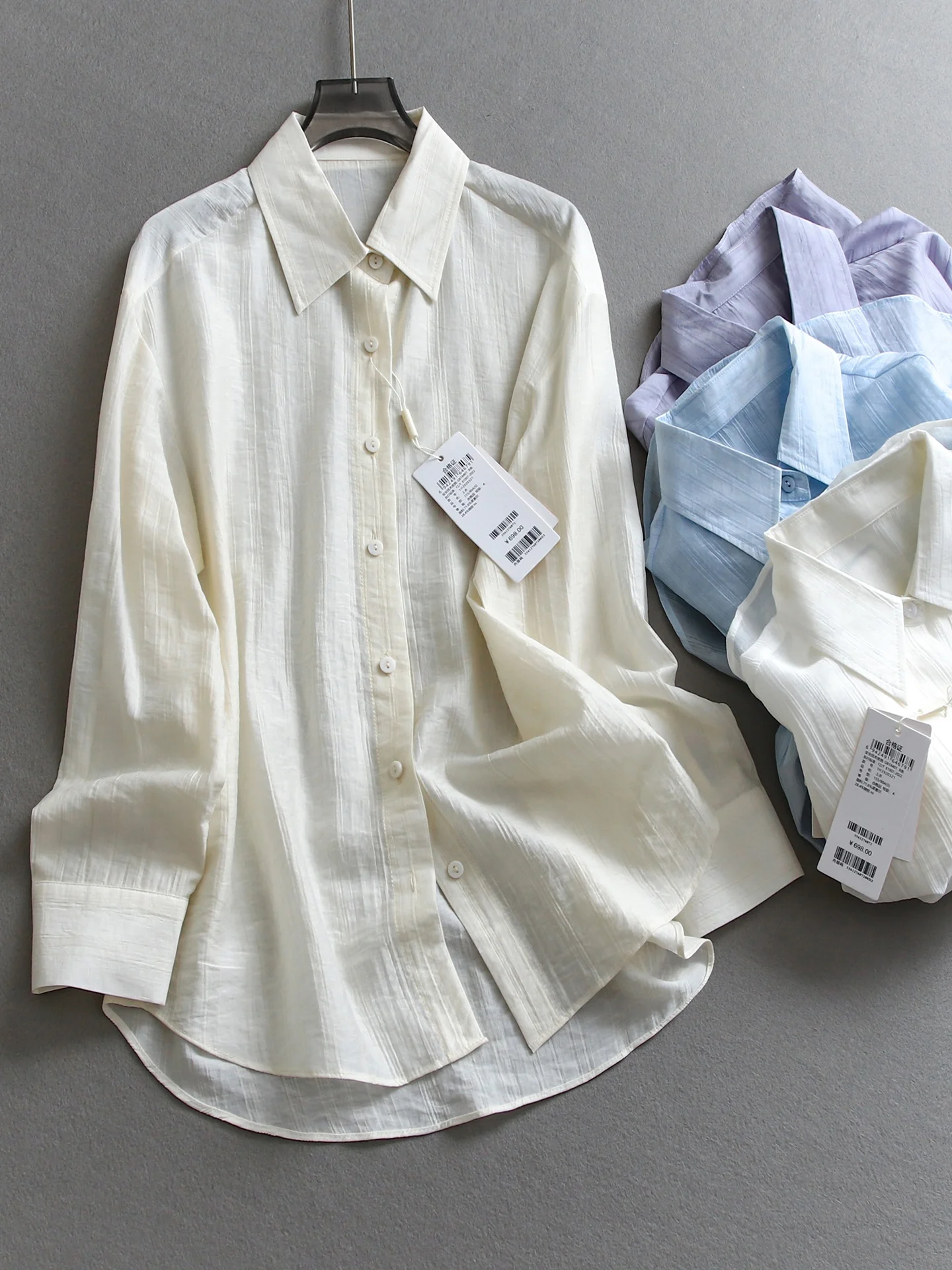 Lcel Pure Color Thin Cool Sensation Skin-Friendly Loose Fit Long Sleeve Commute Versatile Women's Shirt Sun Protection E860
Lcel Pure Color Thin Cool Sensation Skin-Friendly Loose Fit Long Sleeve Commute Versatile Women's Shirt Sun Protection E860