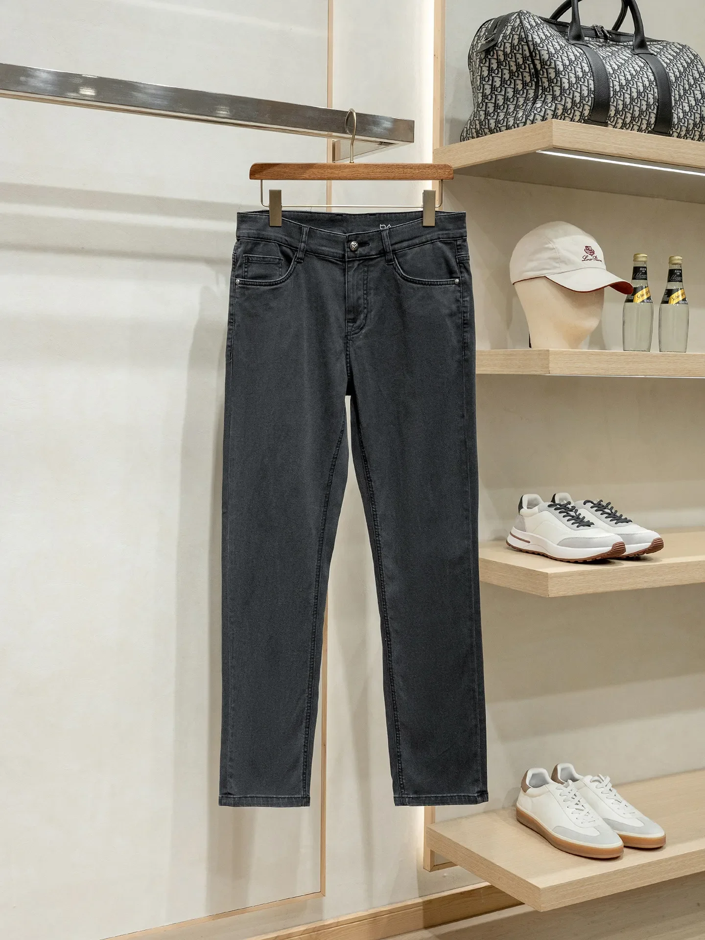 "Lyocell Cotton" Blend, Men's Comfortable Stretch Thin Small Straight Jeans
"Lyocell Cotton" Blend, Men's Comfortable Stretch Thin Small Straight Jeans