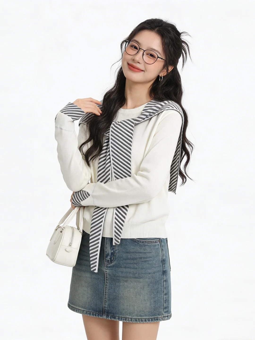 Korean Style Slimming Beautiful Stripe Splicing Knitted Shirt Shoulder Wrap Early Spring New Style Fake Two-Piece T-Shirt
Korean Style Slimming Beautiful Stripe Splicing Knitted Shirt Shoulder Wrap Early Spring New Style Fake Two-Piece T-Shirt