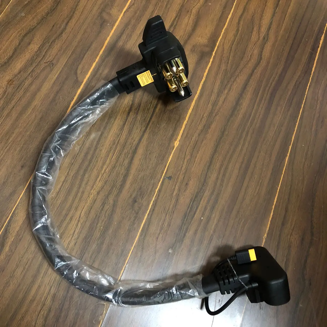 Agriculture Drone Accessories Charging Extension Cable For DJI T60/T70/T70P/T100 DB2100 Charging Extension Cable 1.8 M
Agriculture Drone Accessories Charging Extension Cable For DJI T60/T70/T70P/T100 DB2100 Charging Extension Cable 1.8 M
