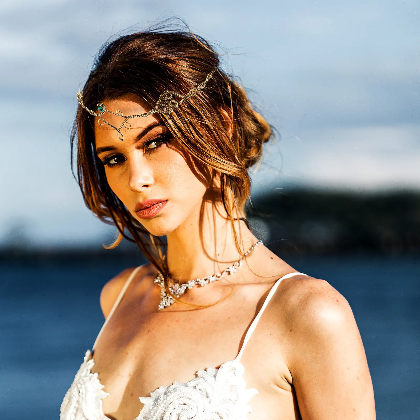 Vintage Metal Headband Delicate Color Lightweight Bridal Hairpiece for Wedding Birthday Party Girls Hair Accessories
Vintage Metal Headband Delicate Color Lightweight Bridal Hairpiece for Wedding Birthday Party Girls Hair Accessories