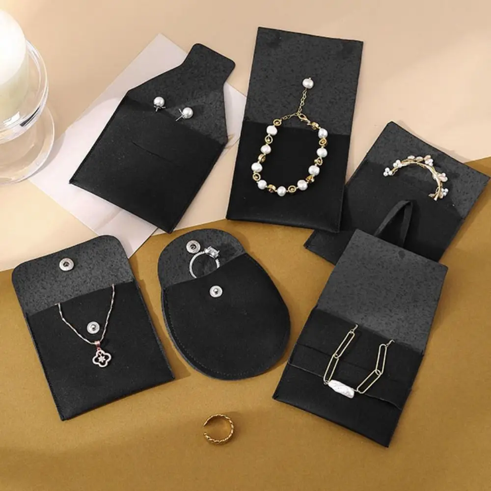 5Pcs Velvet Jewelry Packing Bag Bracelet Necklace Rings Earrings Jewelry Storage Case Organizer Large Capacity
5Pcs Velvet Jewelry Packing Bag Bracelet Necklace Rings Earrings Jewelry Storage Case Organizer Large Capacity