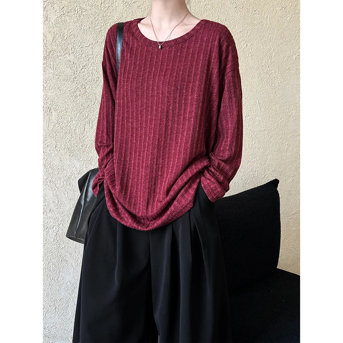 Casual Korean Version Lazy Pit Stripe Big Collar Long Sleeved T-shirt for Women 2025 Autumn Perspective Sun Protection Cover 277
Casual Korean Version Lazy Pit Stripe Big Collar Long Sleeved T-shirt for Women 2025 Autumn Perspective Sun Protection Cover 277