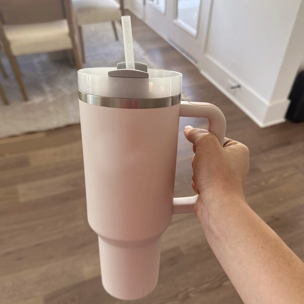 Portable Coffee Insulation Cup with Handle, Stainless Steel Water Bottle, Large Capacity Travel Mug, Car Stainless Steel Mug, 40
Portable Coffee Insulation Cup with Handle, Stainless Steel Water Bottle, Large Capacity Travel Mug, Car Stainless Steel Mug, 40