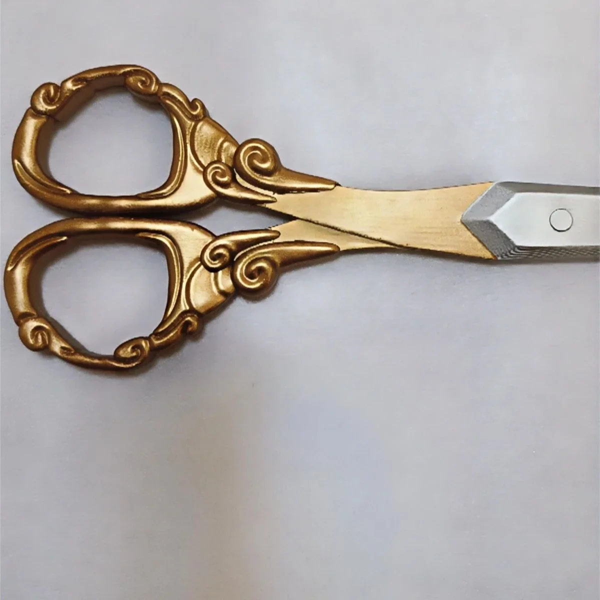 Mary Scissors Identity V Bloody Queen Cosplay Props for Halloween Christmas Party
Mary Scissors Identity V Bloody Queen Cosplay Props for Halloween Christmas Party