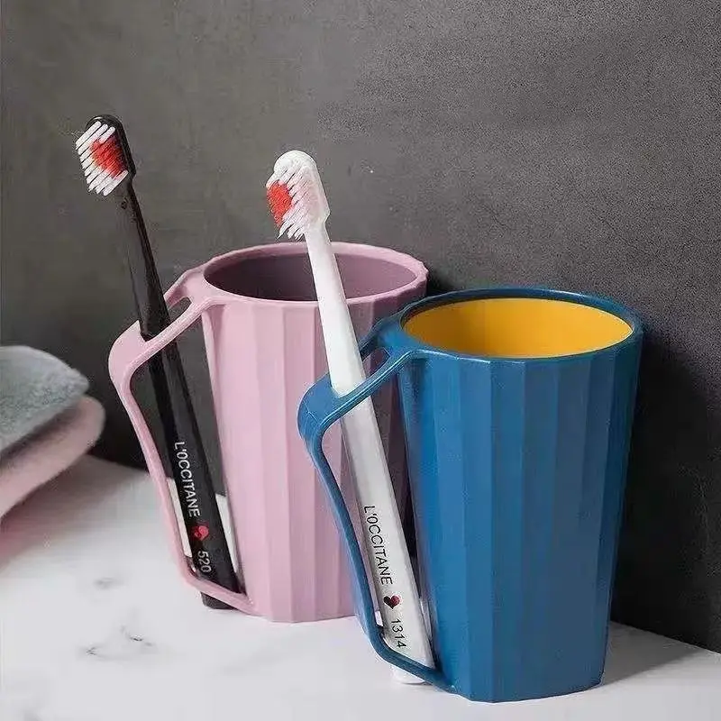 Portable Mug Toothbrushing Cup With Handle Toothbrush Holder Plastic Drinking Tumblers Household Bathroom Set for Travel Lover
Portable Mug Toothbrushing Cup With Handle Toothbrush Holder Plastic Drinking Tumblers Household Bathroom Set for Travel Lover