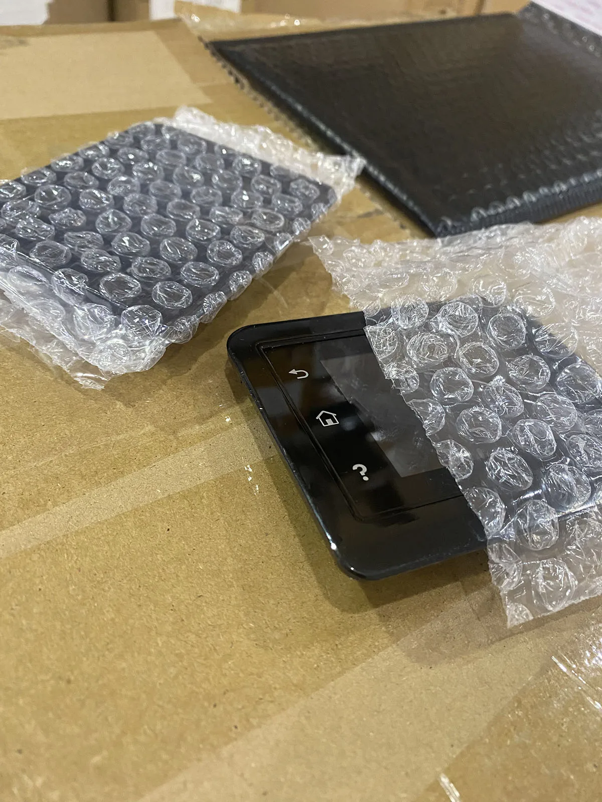 1PCS W2Q13-60103 Control Panel for HP LaserJet Pro MFP M428fdw M428 M429 429 428 M329 329 Touchscreen T6B60-60002 T6B80-60101
1PCS W2Q13-60103 Control Panel for HP LaserJet Pro MFP M428fdw M428 M429 429 428 M329 329 Touchscreen T6B60-60002 T6B80-60101