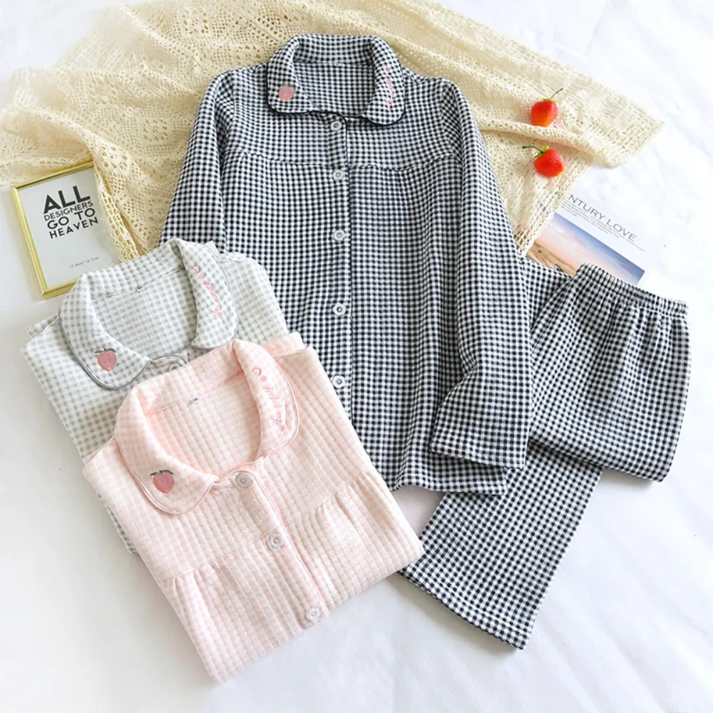 Autumn Winter Air Layer Padded Women's Pajamas Big Size Long-sleeved Thin Cotton Winter Sleepwear Loungewear Pants Sets
Autumn Winter Air Layer Padded Women's Pajamas Big Size Long-sleeved Thin Cotton Winter Sleepwear Loungewear Pants Sets