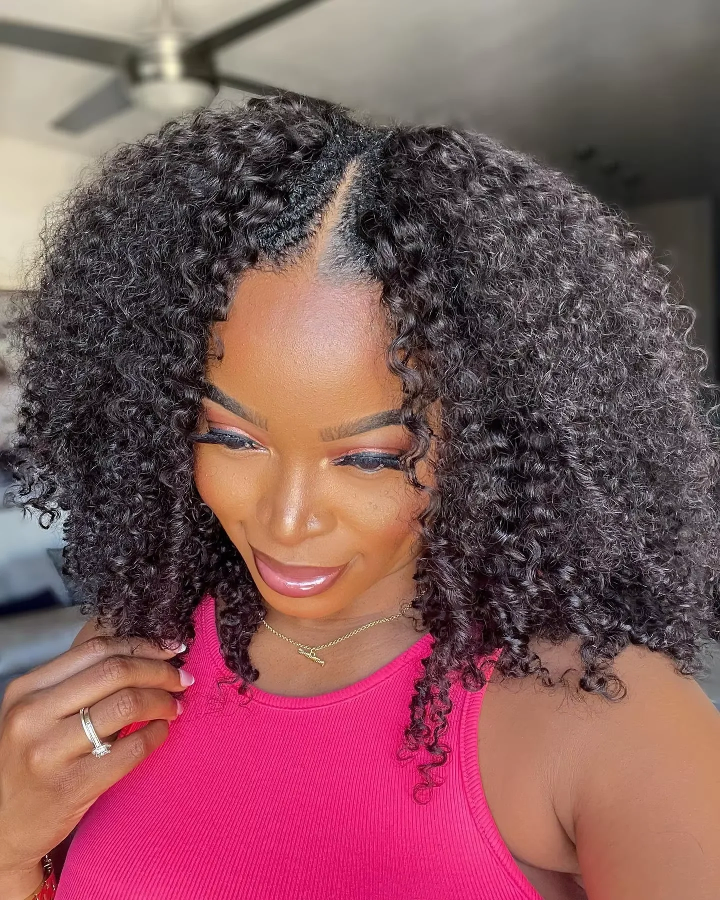 250 Density V Part Wig Deep Wave 100% Human Hair Wigs Quick Easy To Wear Glueless Brazilian Water Wave Wig For Women 30 32 Inch
250 Density V Part Wig Deep Wave 100% Human Hair Wigs Quick Easy To Wear Glueless Brazilian Water Wave Wig For Women 30 32 Inch