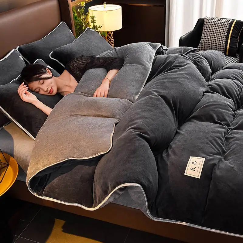 Thickened Double-Sided Milk Velvet Bedding Set Pure Color Coral Fleece Bedding Cover Quilt Duvet Three-Piece Set Modern Style
Thickened Double-Sided Milk Velvet Bedding Set Pure Color Coral Fleece Bedding Cover Quilt Duvet Three-Piece Set Modern Style
