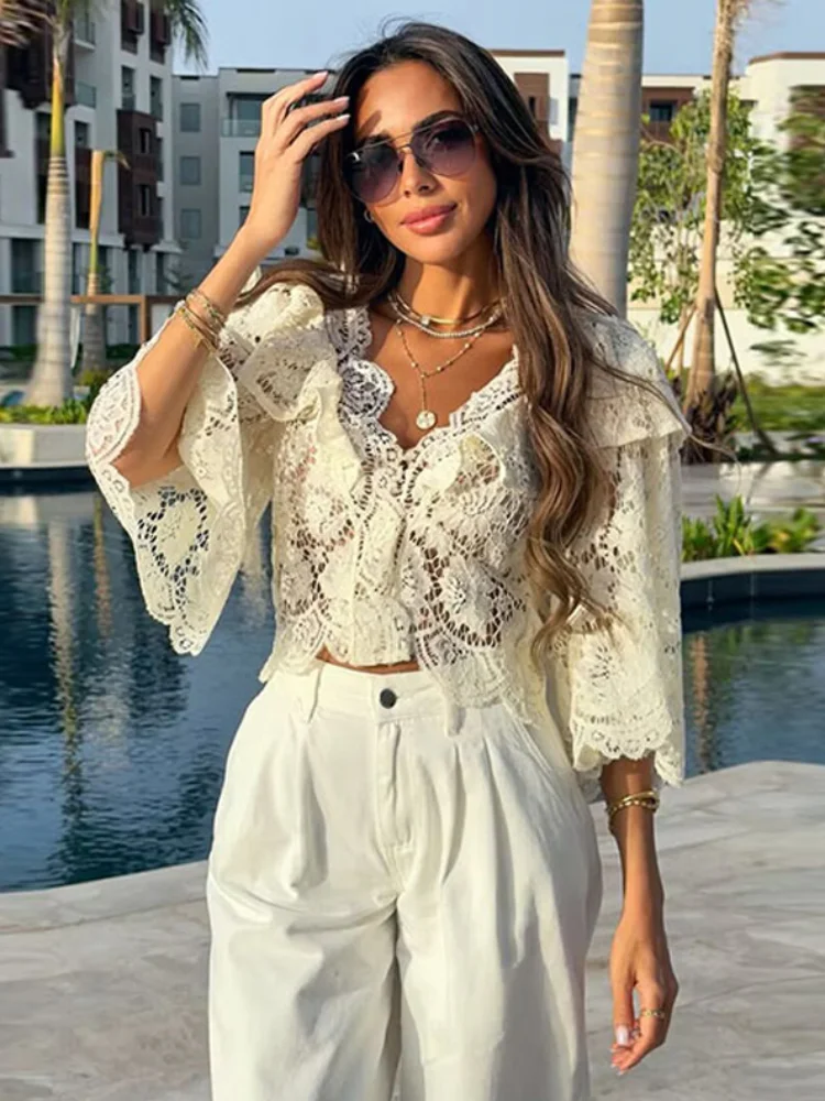 2026 Summer Ruffled Lace V-Neck Bell Sleeve Crop Blouse Crochet Lace Openwork Flared Sleeve Top Bohemian Women Vacation Outfit
2026 Summer Ruffled Lace V-Neck Bell Sleeve Crop Blouse Crochet Lace Openwork Flared Sleeve Top Bohemian Women Vacation Outfit