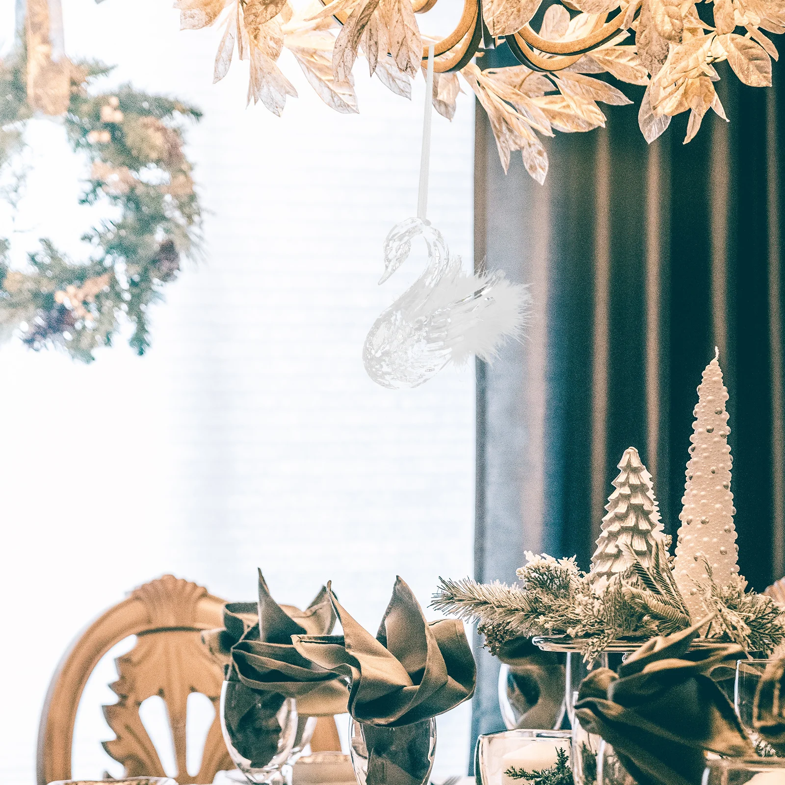 2Pcs Swan Hanging Decor Elegant Home Ornament Xmas Tree Hanging Adornment Pendant for Photography Prop
2Pcs Swan Hanging Decor Elegant Home Ornament Xmas Tree Hanging Adornment Pendant for Photography Prop