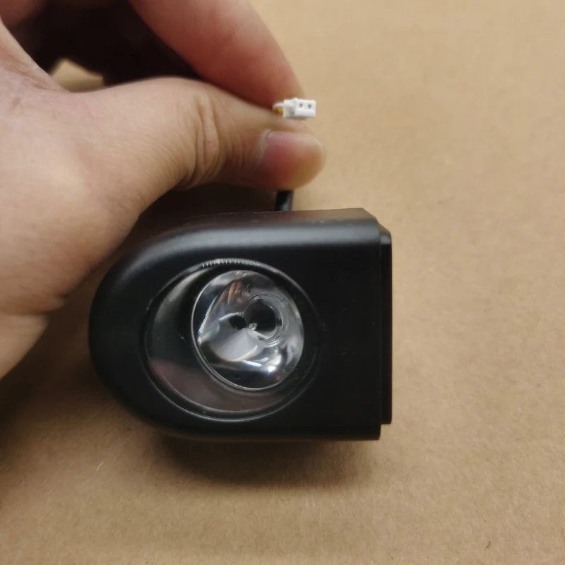 Передняя фара для скутера Xiaomi M365, электрический скейтборд поколения, автомобильное освещение, ночник, профессиональные аксессуары для скутера
Передняя фара для скутера Xiaomi M365, электрический скейтборд поколения, автомобильное освещение, ночник, профессиональные аксессуары для скутера