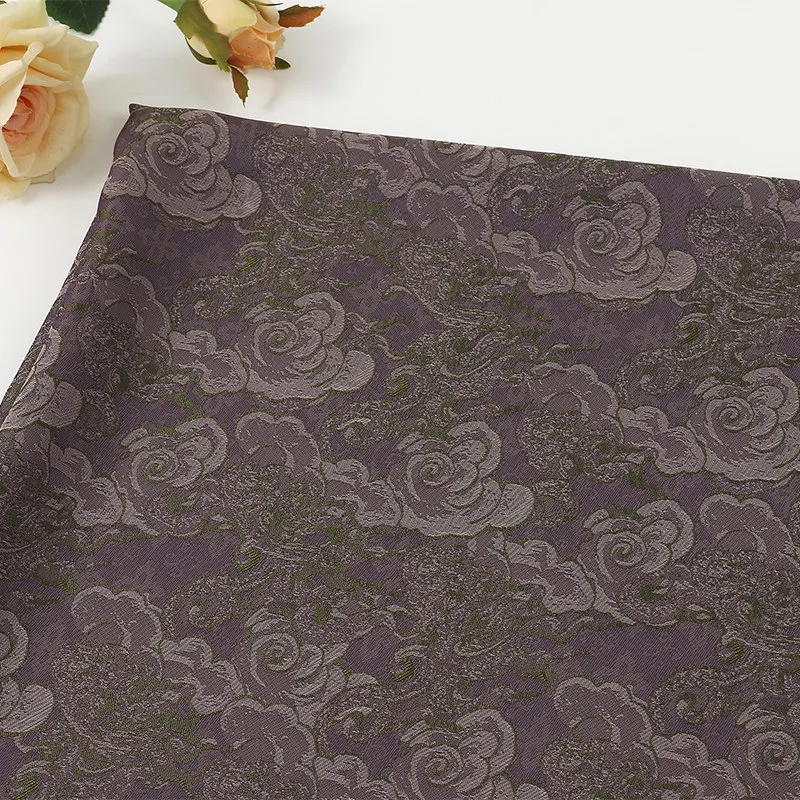 L100XW150CM Rayon Gambiered Silk Jacquard Fabric Purple Tricolor Dyed Lightweight Spring Summer Qipao Dress Fabric for Sewing
L100XW150CM Rayon Gambiered Silk Jacquard Fabric Purple Tricolor Dyed Lightweight Spring Summer Qipao Dress Fabric for Sewing