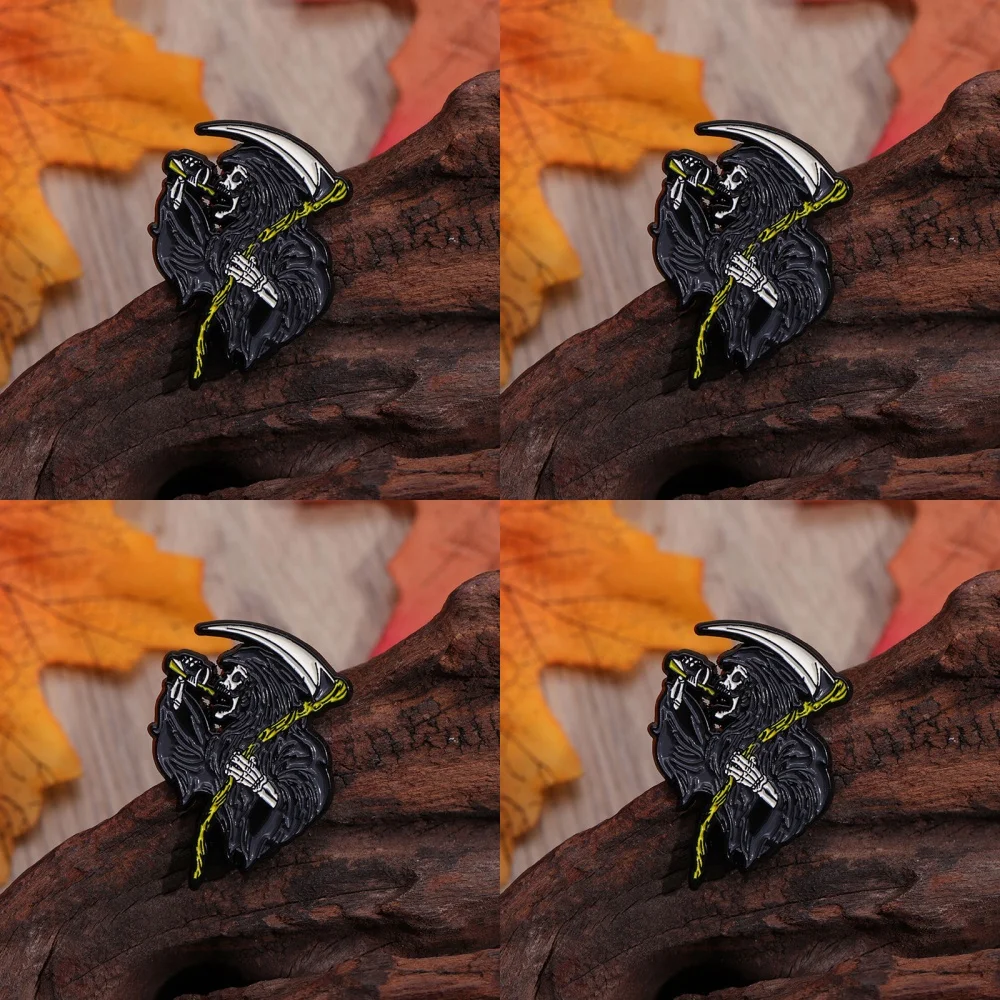 Death Personalized Scythe Skull Badge Halloween Fashion Brooch Clothes Accessories Children's Birthday Gifts Europe and America
Death Personalized Scythe Skull Badge Halloween Fashion Brooch Clothes Accessories Children's Birthday Gifts Europe and America