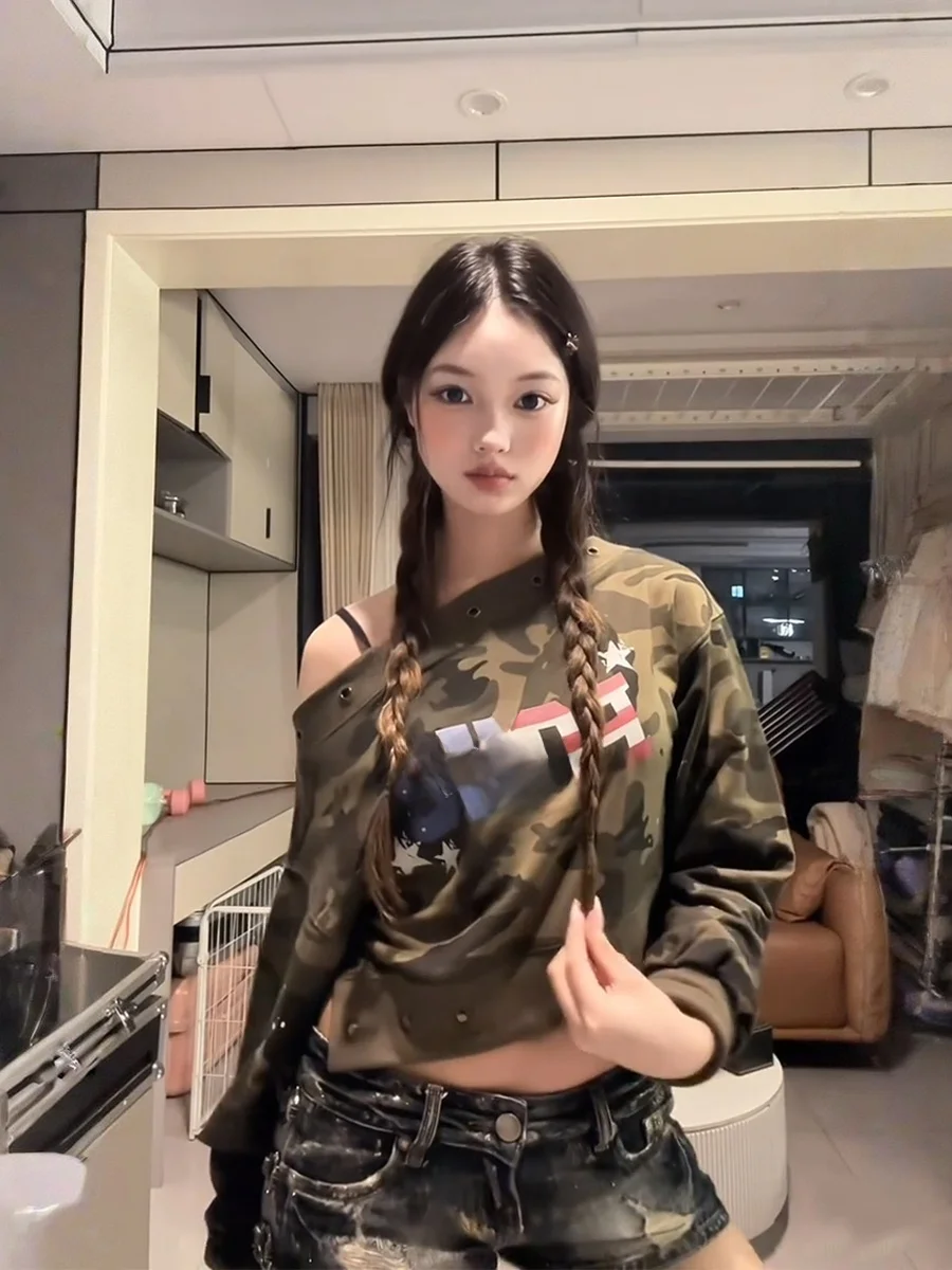 Camouflage Short Sleeveless Hoodie Women's Early Autumn New Style Slimming Sweet And Spicy Girl Versatile Long Sleeve Top
Camouflage Short Sleeveless Hoodie Women's Early Autumn New Style Slimming Sweet And Spicy Girl Versatile Long Sleeve Top
