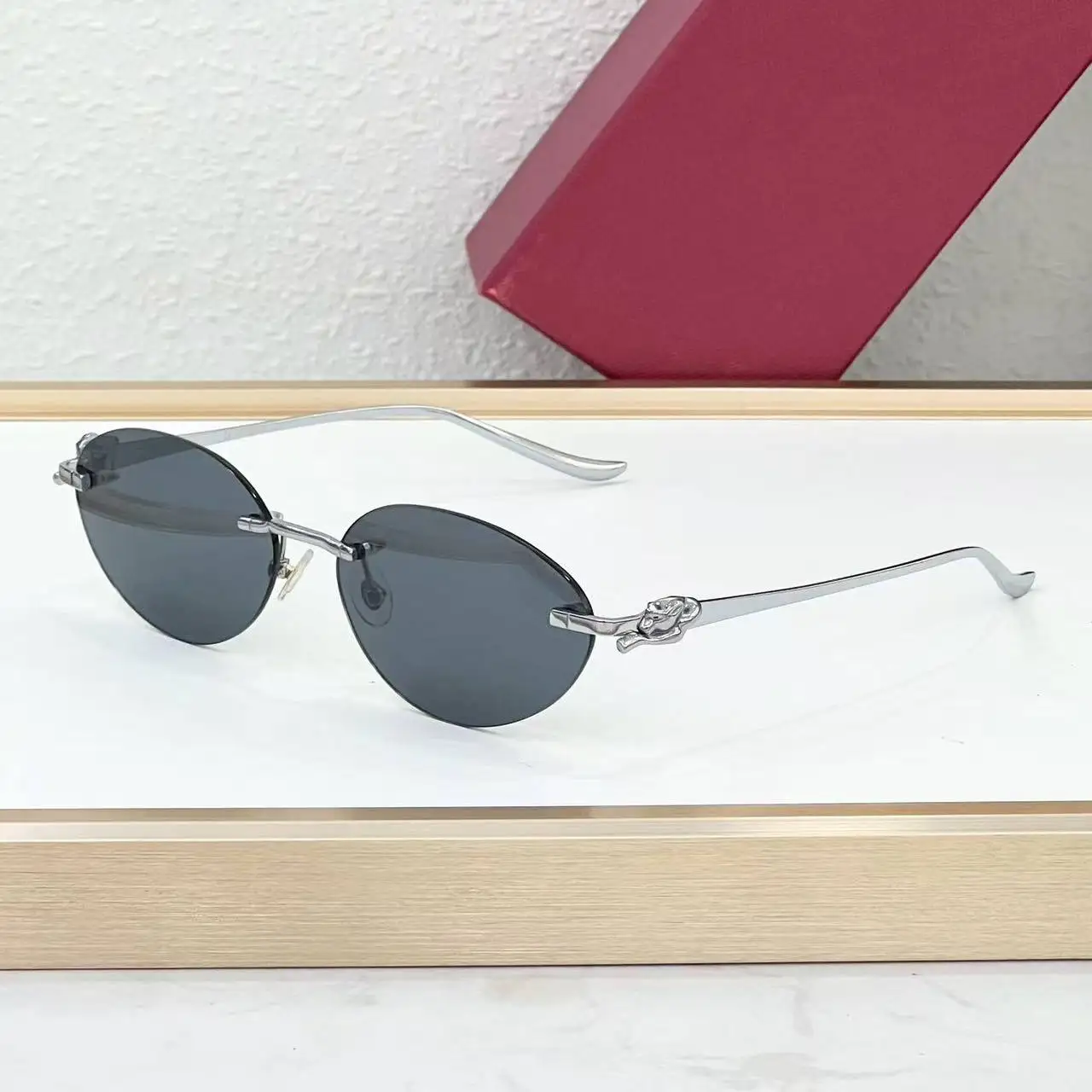 CT0504ins round Frame Titanium Metal Sunglasses ex Faionable Personalized Men's And Women's Sunglasses UV Protection
CT0504ins round Frame Titanium Metal Sunglasses ex Faionable Personalized Men's And Women's Sunglasses UV Protection