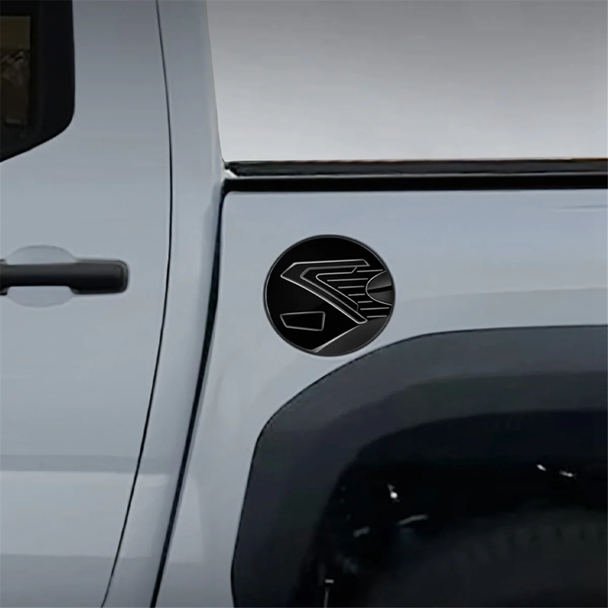 Накладка крышки масляного бака автомобиля для Toyota TACOMA 20224, накладка на крышку бензобака, наклейки, внешние аксессуары автомобиля, глянцевый черныйJAS
Накладка крышки масляного бака автомобиля для Toyota TACOMA 20224, накладка на крышку бензобака, наклейки, внешние аксессуары автомобиля, глянцевый черныйJAS