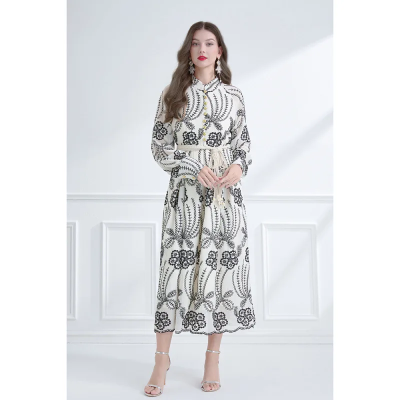 Nataliya Тяжелый кружевной фонарь с вышивкой Све воротник-стойка с одной пуговицей на талии Cinched Dr Street Sle Высокая талия Длинный слэ...
Nataliya Тяжелый кружевной фонарь с вышивкой Све воротник-стойка с одной пуговицей на талии Cinched Dr Street Sle Высокая талия Длинный слэ...