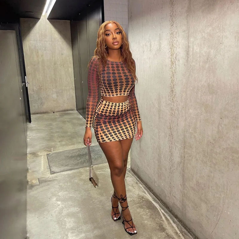 European and American style spring 2022 hot new women's fashion printed long sleeve hip skirt suit 17
European and American style spring 2022 hot new women's fashion printed long sleeve hip skirt suit 17