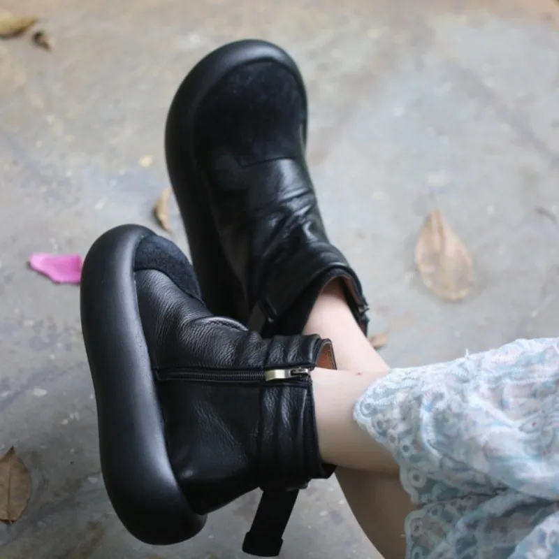 Platform Womens Ankle Boots 2026 Autumn Fashion Luxury Genuine Leather Handmade Breathable Round Toe Wedge Social Shoes Woman
Platform Womens Ankle Boots 2026 Autumn Fashion Luxury Genuine Leather Handmade Breathable Round Toe Wedge Social Shoes Woman