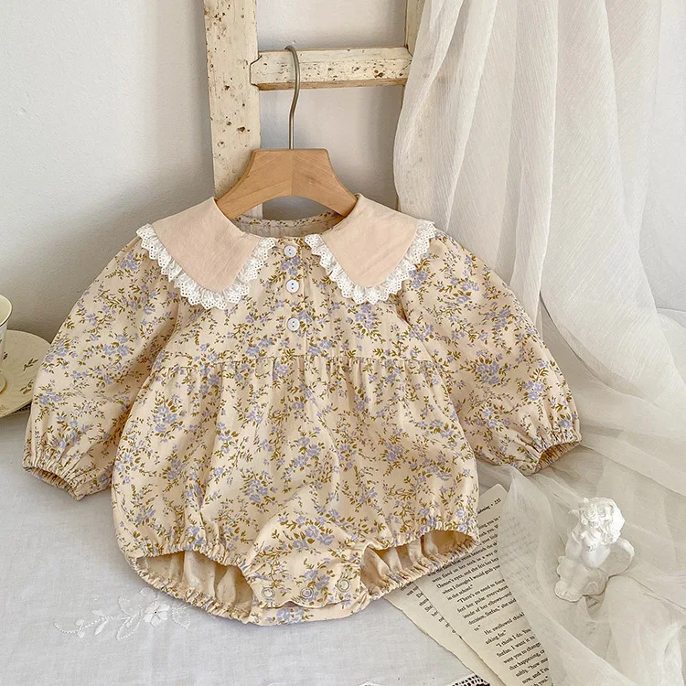 Girls Spring Autumn Bodysuits 2025 New Korean Babys Cute Floral Print Peter Pan Collar Ruffle Long Sleeve Clothes
Girls Spring Autumn Bodysuits 2025 New Korean Babys Cute Floral Print Peter Pan Collar Ruffle Long Sleeve Clothes