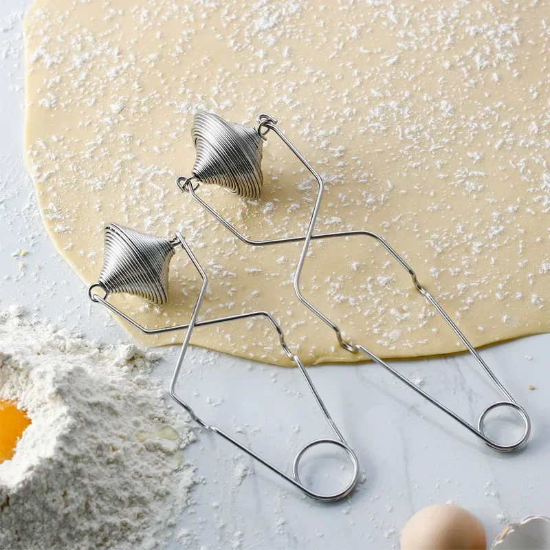 Stainless steel spring duster linear flour clamp manual icing sugar sieve baking tool
Stainless steel spring duster linear flour clamp manual icing sugar sieve baking tool