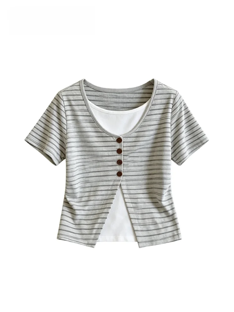 Cara CLUB plus Size Women's T-Shirt Short Sleeve round Neck Striped Casual Style Spring Fashion Big Size Inner Wear Top
Cara CLUB plus Size Women's T-Shirt Short Sleeve round Neck Striped Casual Style Spring Fashion Big Size Inner Wear Top